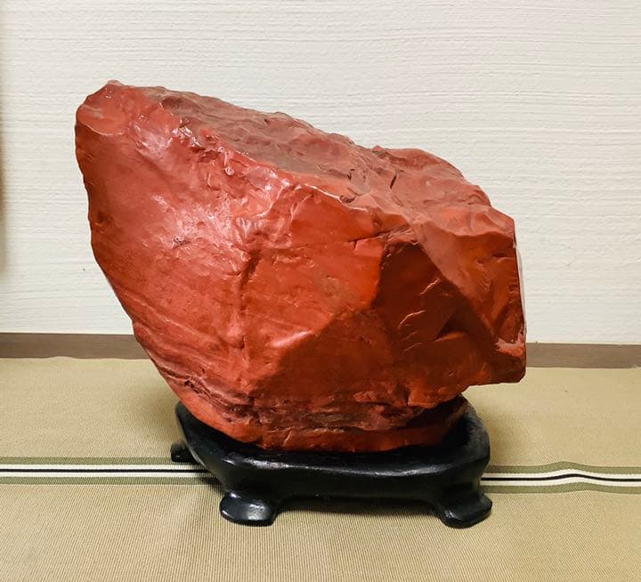 貴重 重さ約4.1kg 天然石 佐渡赤玉石 木製台座付き