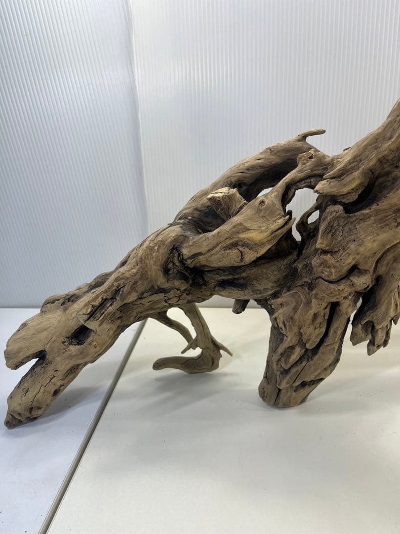 V24特大流木 アク抜き済み流木 爬虫類シェルター 登り木 インテリア