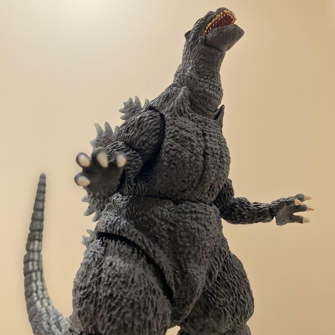 S.H.MonsterArts ゴジラ