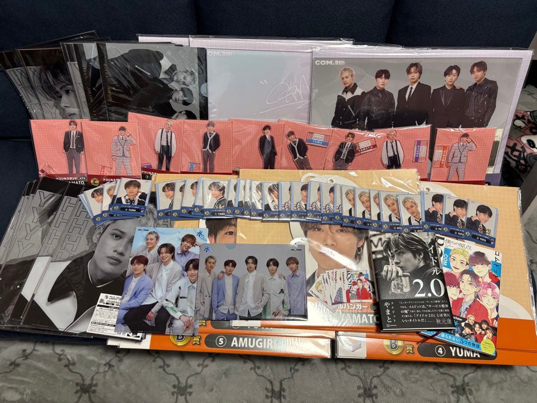 コムドット グッズ まとめ売り アクスタ トレカ ファイル 本 ハンガー