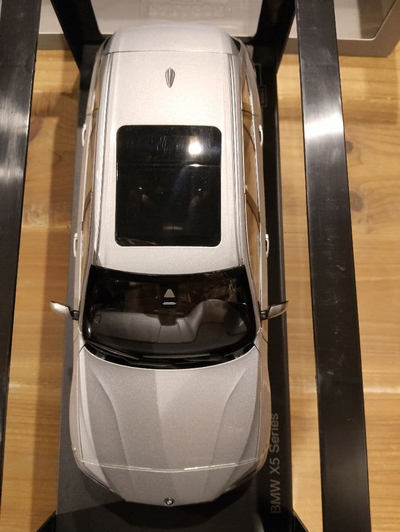1/18 パラゴンモデル　BMW X5　ディーラー　ミニカー　グレイシアシルバー