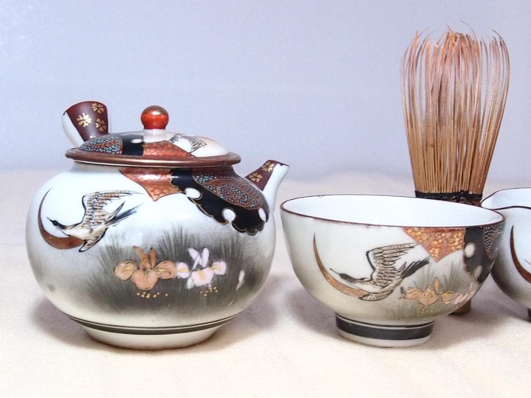 骨董・時代の美品】九谷焼 茶器揃 5客 湯呑茶碗/湯冷まし/急須 鶴/花/