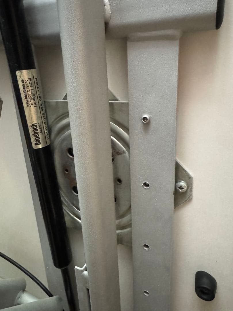 【最終値下げ】イタリア製BREVETTATO 拡張式&昇降式 ダイニングテーブル