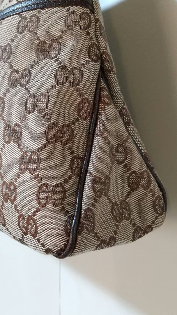 GUCCIグッチ２本手バッグ美品