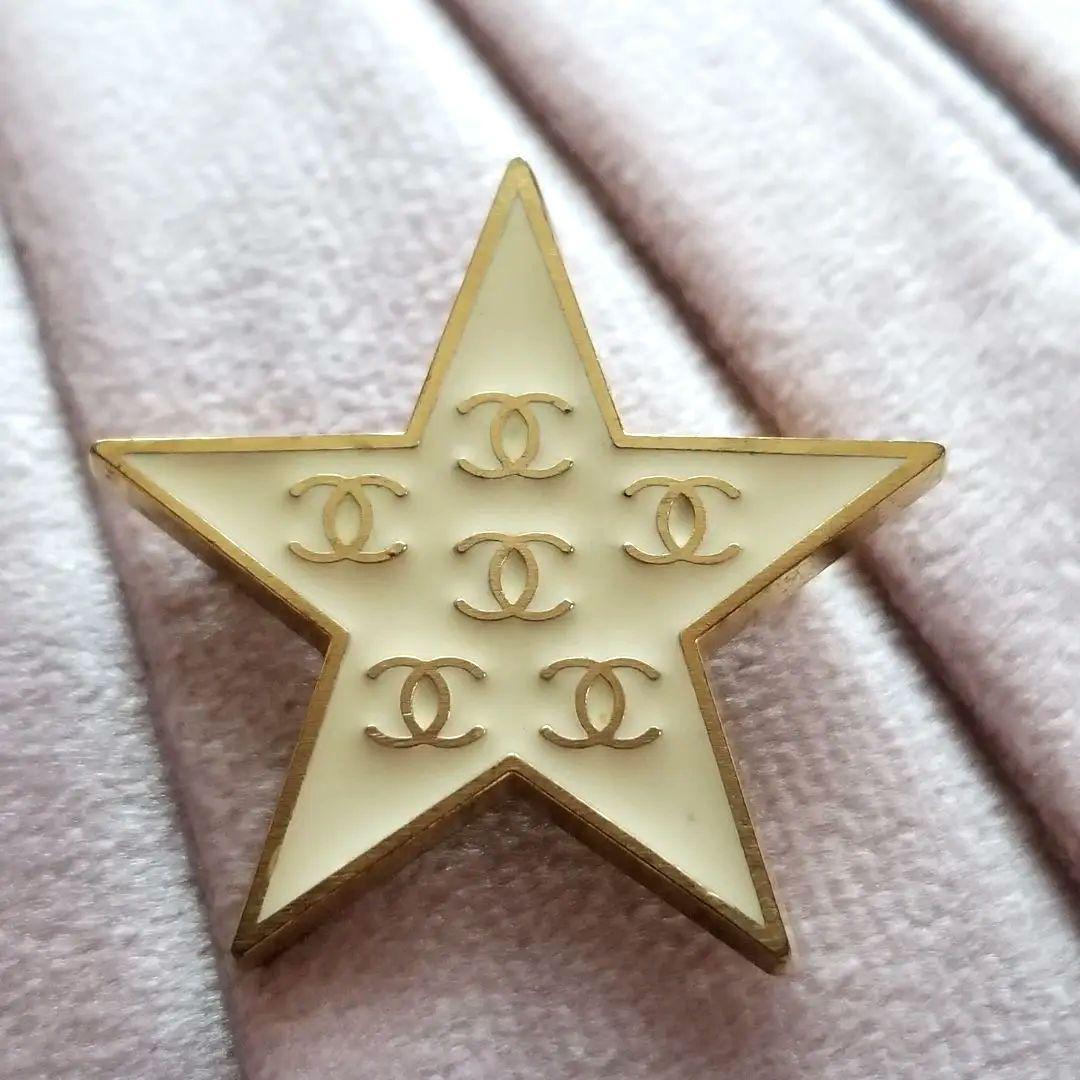 CHANEL　スター ブローチ　ココマーク刻印有り　星形 ヴィンテージ　レア CHANEL スター ブローチ ココマーク刻印有り 星形 ヴィンテージ レア