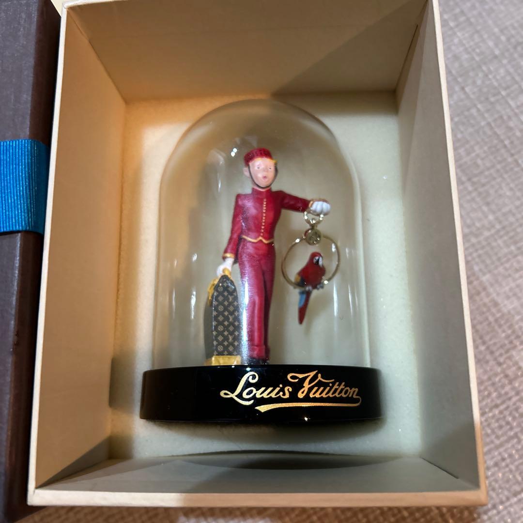 Louis Vuitton ベルボーイ人形 ガラスドーム付き
