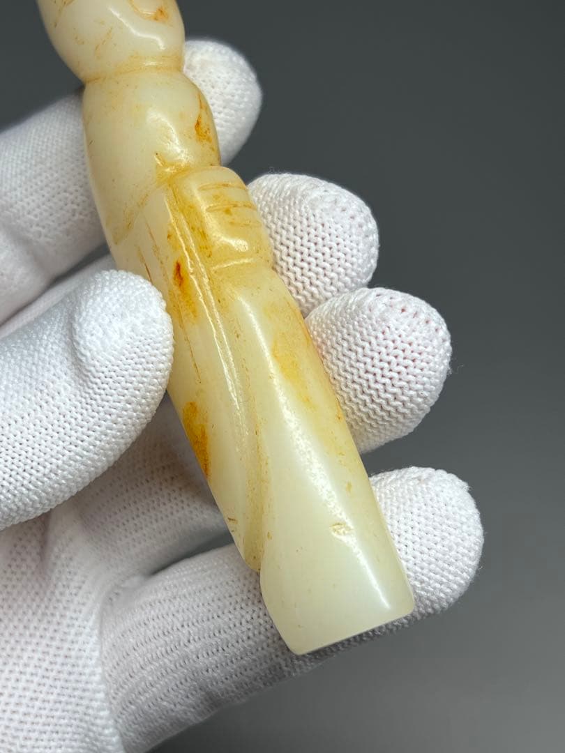 中国古美術 白玉 和田玉 雕刻玉人 根付 手彫 置物 時代 珍品旧蔵