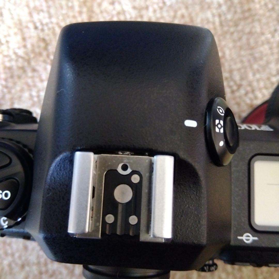 Nikon F100 一眼レフカメラ ＋MB15＋SB28