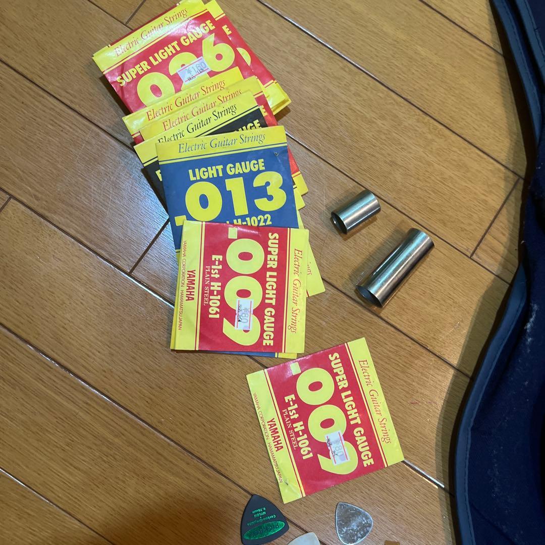 Tornado アコースティックギター ブラック　カバー&弦付き&ピック