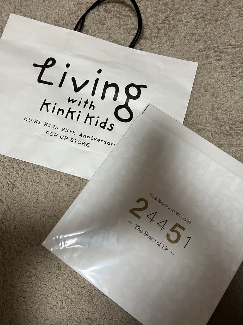 24451 ジャケ写アクスタコレクションBOX KinKi Kids - メルカリ