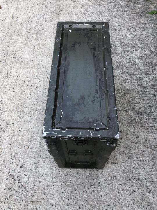 実物入手困難、激レア　自衛隊移動通信機器収納アルミBOX ミリタリー、サバゲー