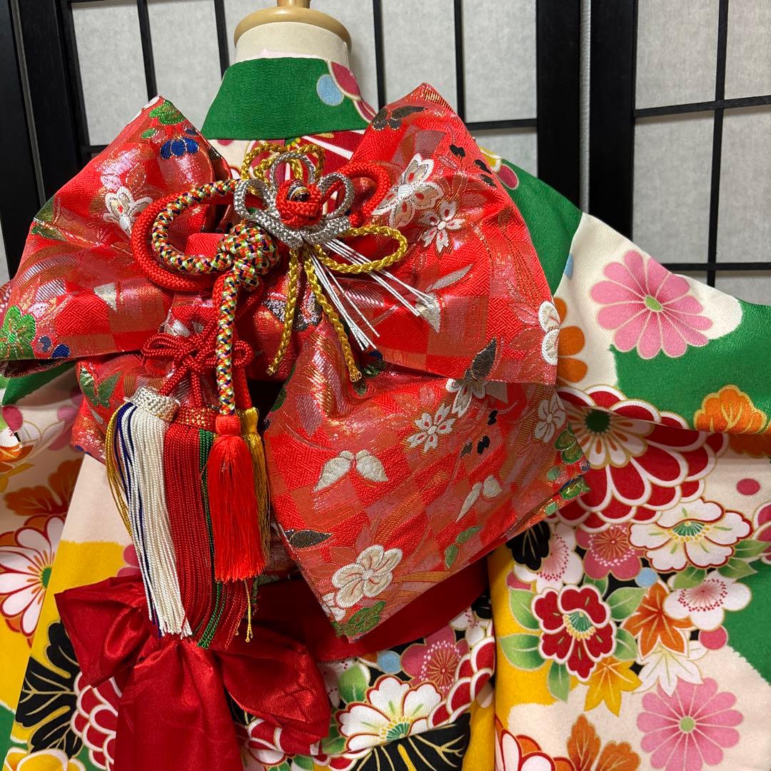 七五三　着物セット　7歳　緑色　黄色　大輪柄　華やか　ポップ