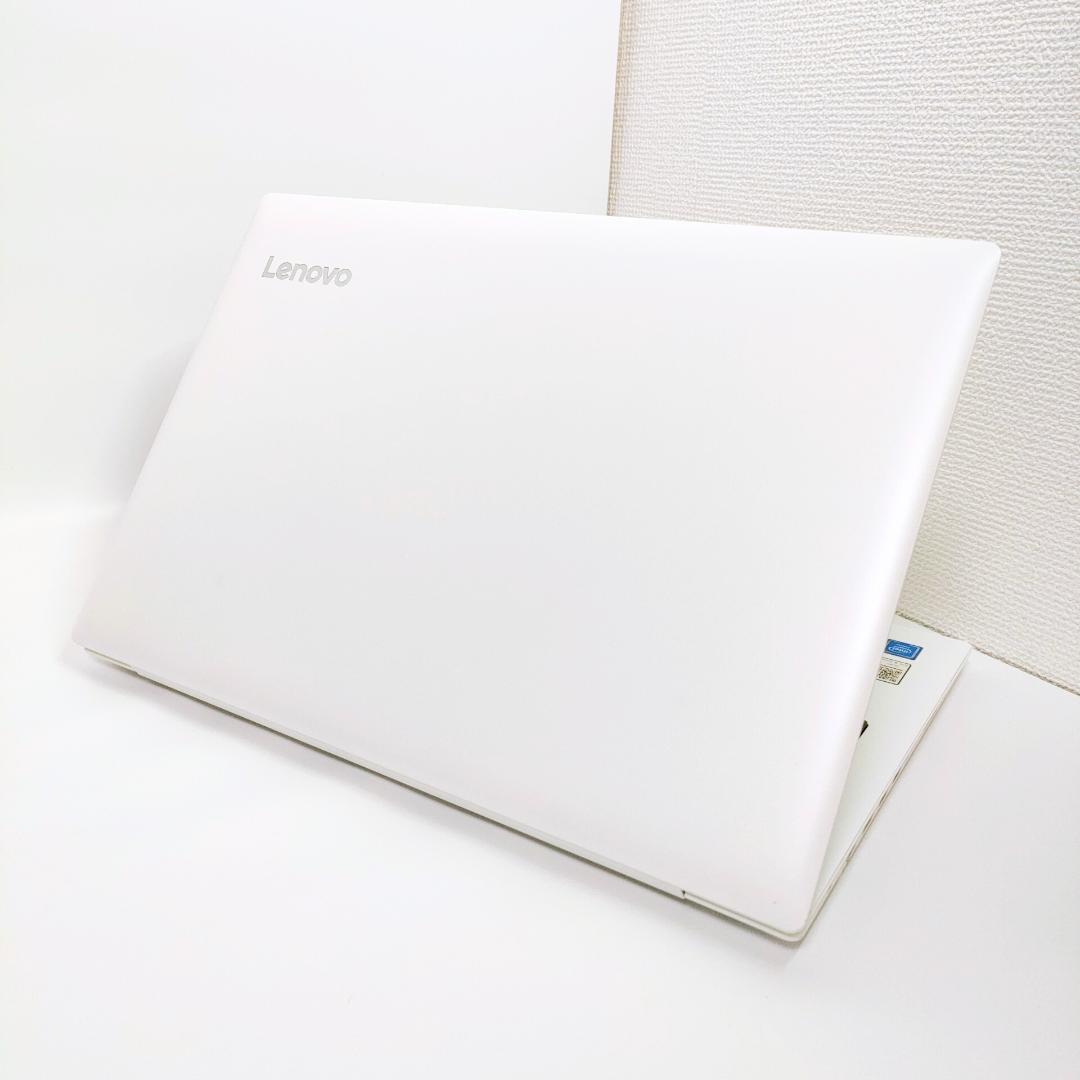 SSD1TB✨️第8世代/Windows11/カメラ付き白ノートパソコン/DVD