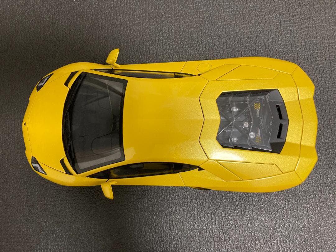 1/18 オートアート ランボルギーニ アヴェンタドール LP700－4