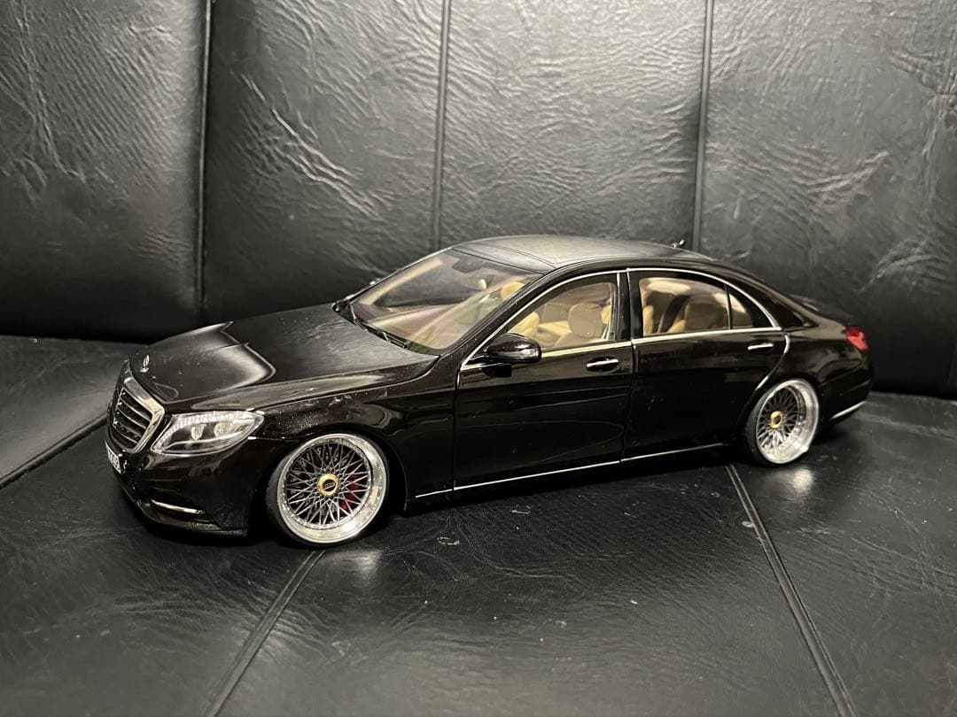 メルセデスベンツ　Sクラス　1/18