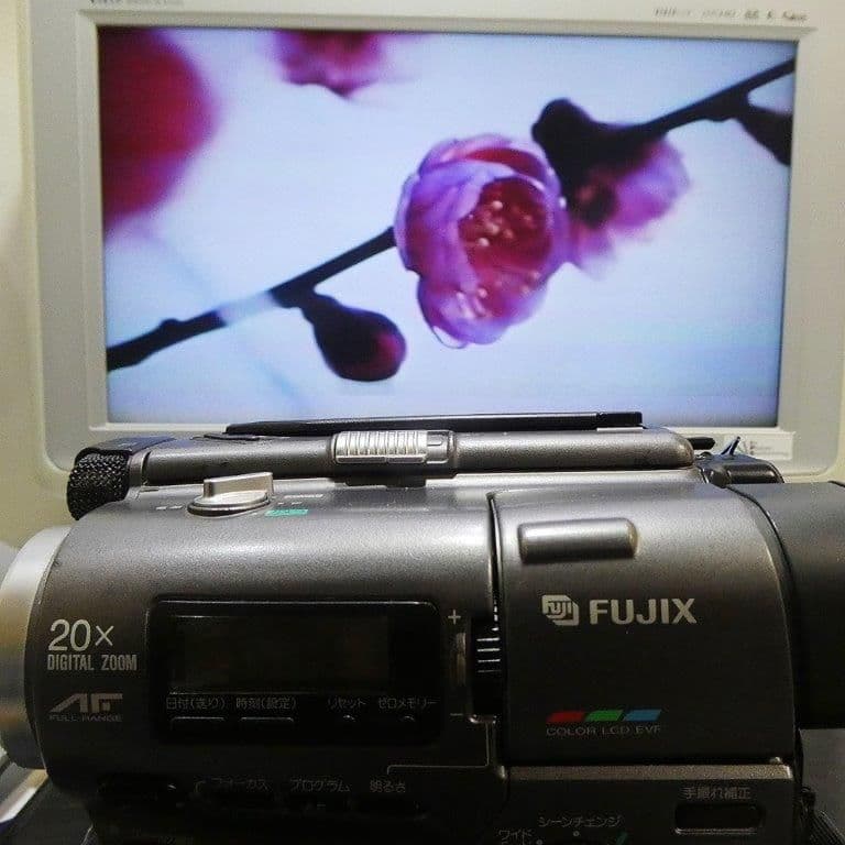 動作良好FUJIX FH20 VideoHi8ビデオカメラ DVDダビングに最適
