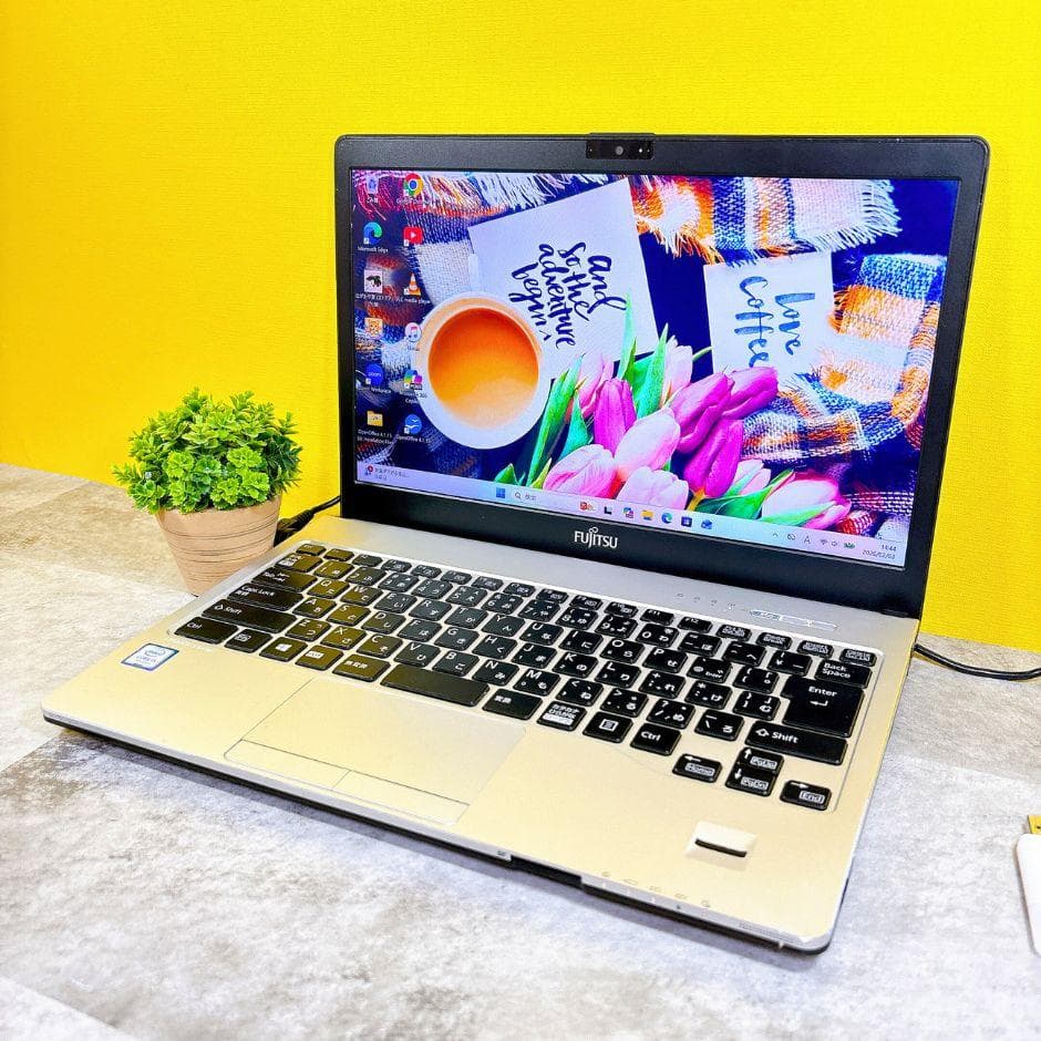 i5✨小型軽量❣SSD搭載で快適✨カメラ付き フルHD 薄型 Windows11