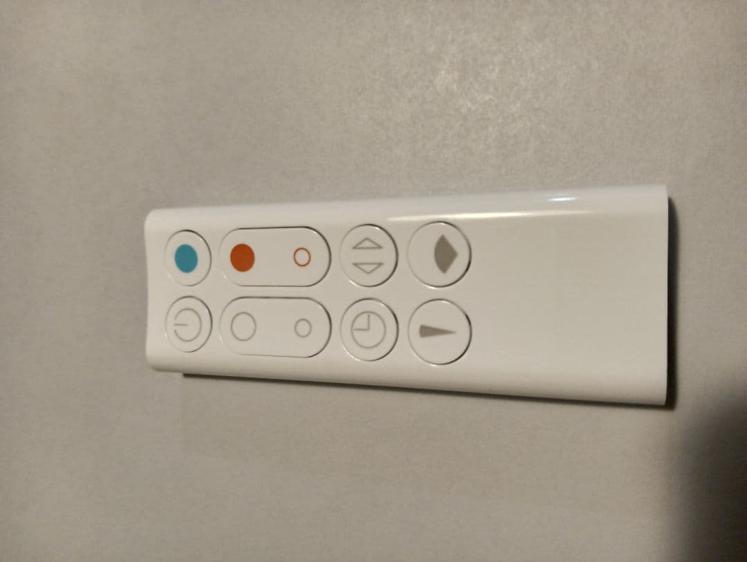 2024年製　Dyson AM09 扇風機 ホワイト/グレー hot＋cool