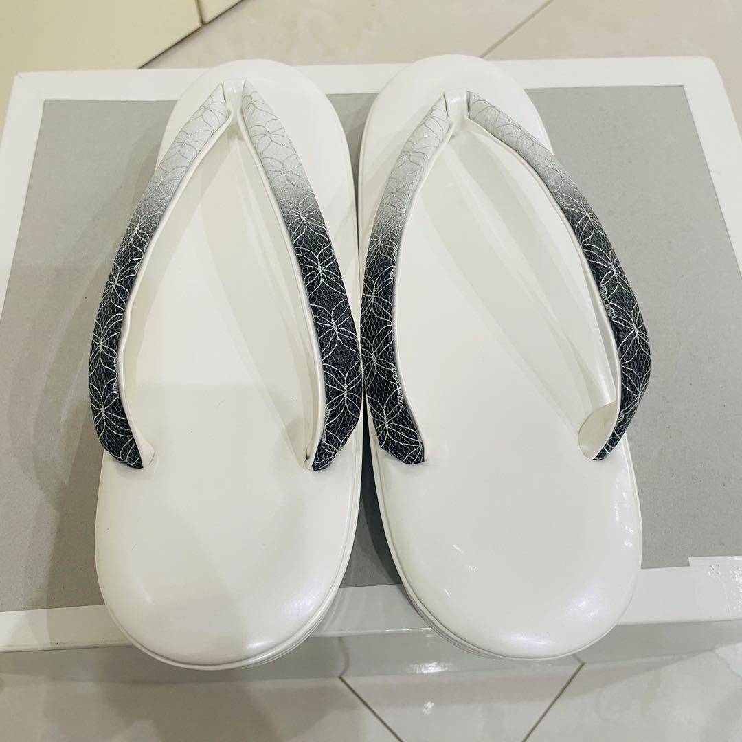 和装用 バッグ・草履（Lサイズ）セット（濃紺・ホワイト）シルバーレース 成人式