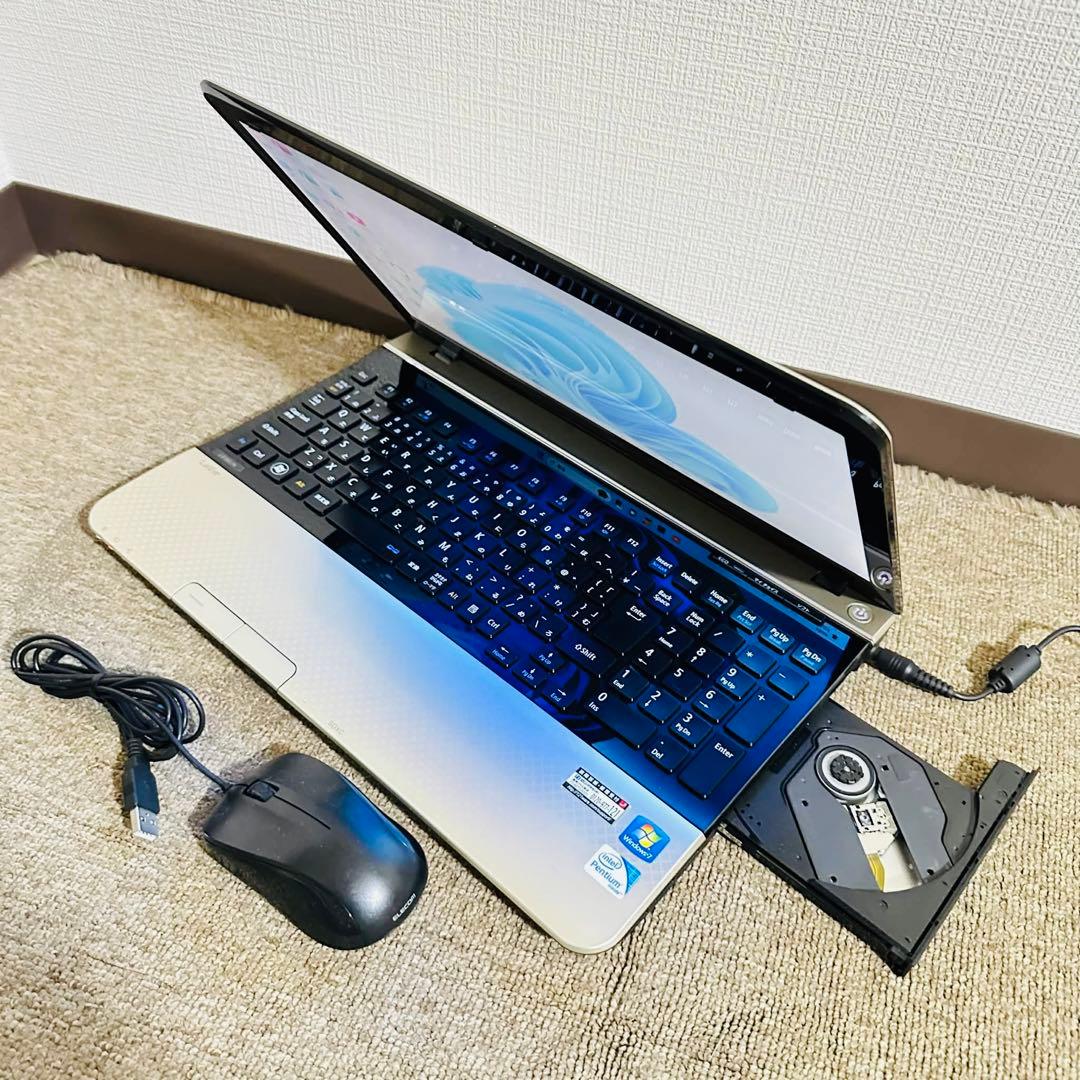 S194 NECノートパソコンSSDサクサク動く Windows11オフィス付き - メルカリ