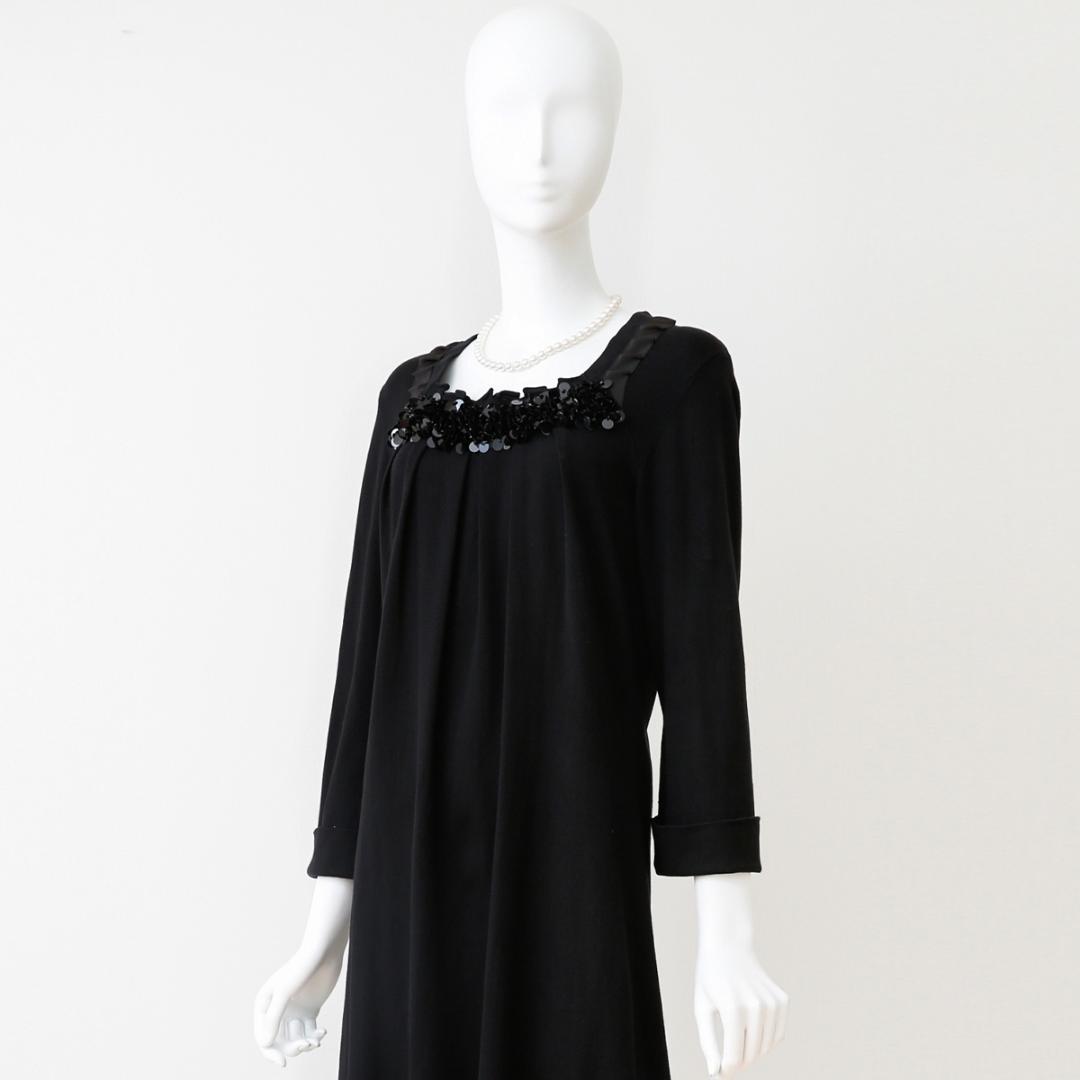 ♪当日発送可能【美品】ユキ　トリイ　シルク混　セレモニー　40　黒