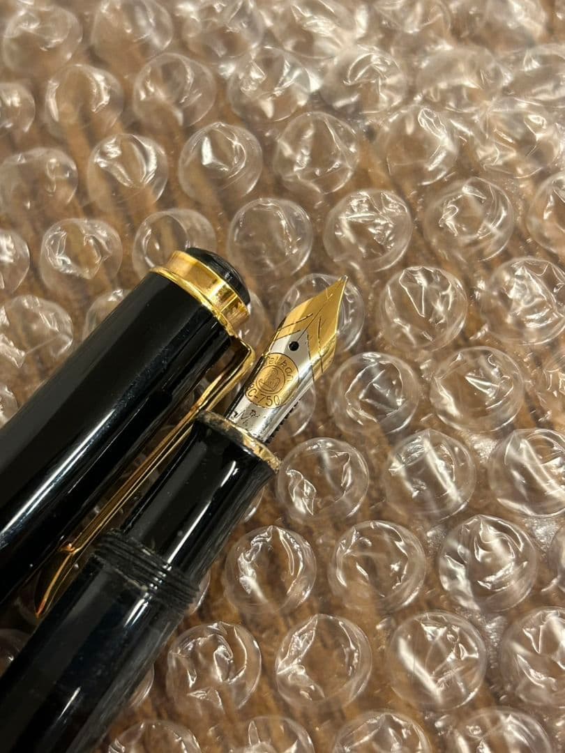 M 750 C 万年筆 PELIKAN ペリカン ペン先 GOLD 金　黒 M 750 C 万年筆 PELIKAN ペリカン ペン先 GOLD 金黒
