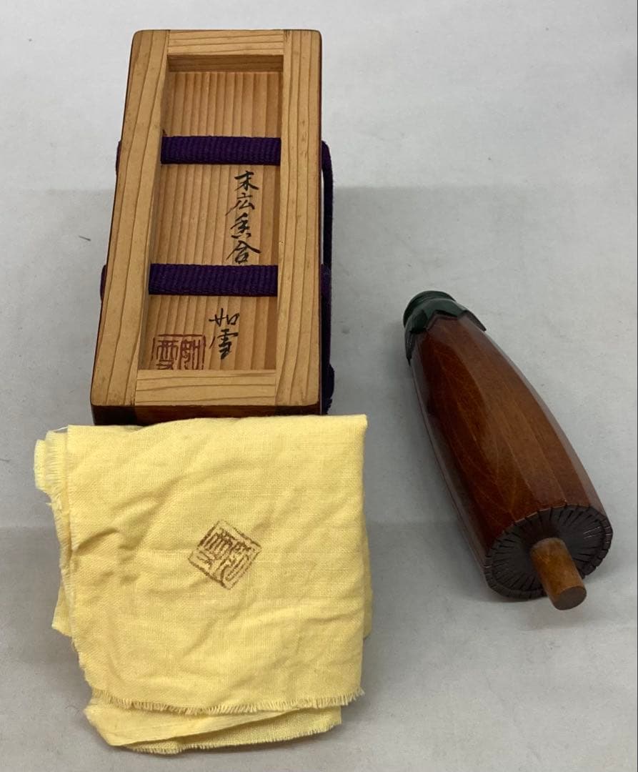 B252h 「末広香合」篠原如雪作 共布共箱 傘 木製 漆塗 讃岐 茶道具