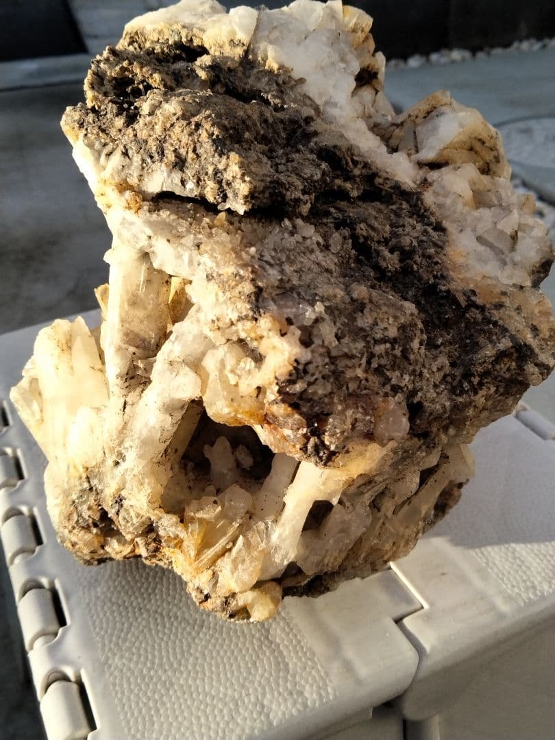 長野県 天然水晶 栗生水晶山産 骸晶水晶 水晶 原石 2.8キロ 大