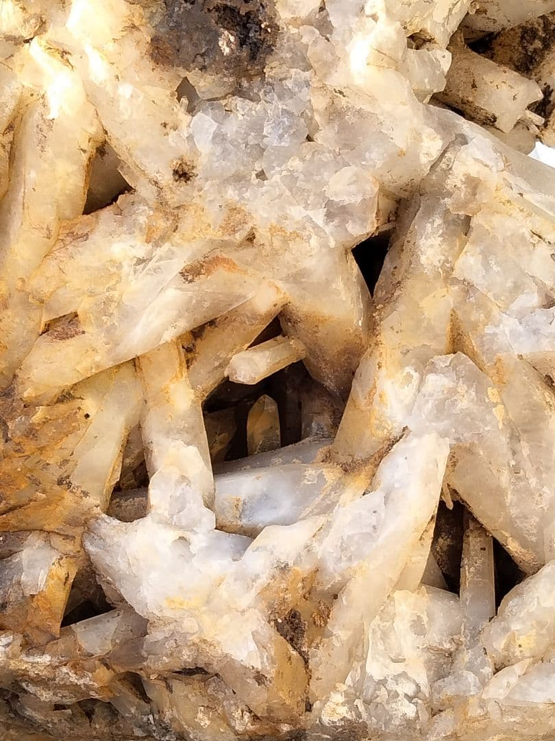 長野県 天然水晶 栗生水晶山産 骸晶水晶 水晶 原石 2.8キロ 大