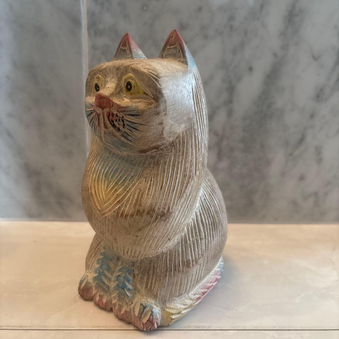 ヴィンテージ 優しい色彩でキョトンとした瞳が可愛らしいアートな猫の