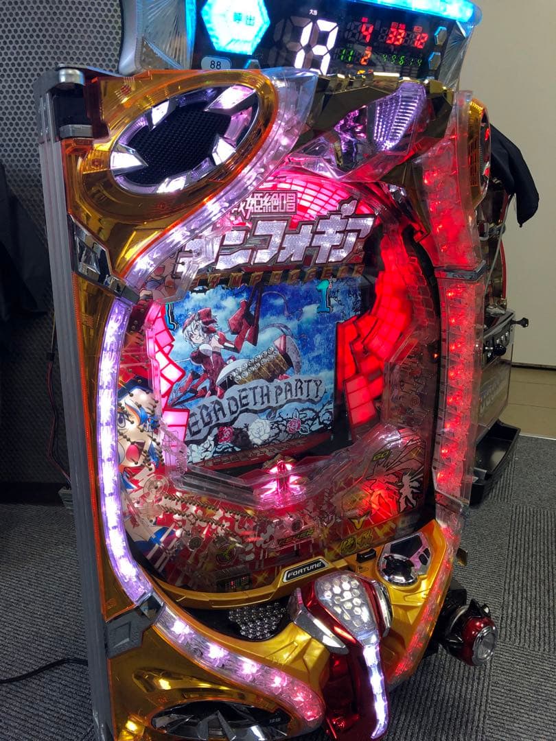 CRフィーバー戦姫絶唱シンフォギア クリスパネル パチンコ 実機 - メルカリ
