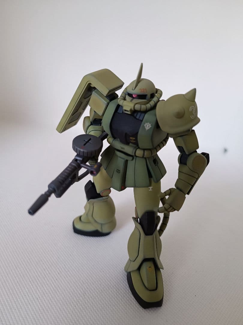 HG ザク 全塗装 ガンプラ 完成品