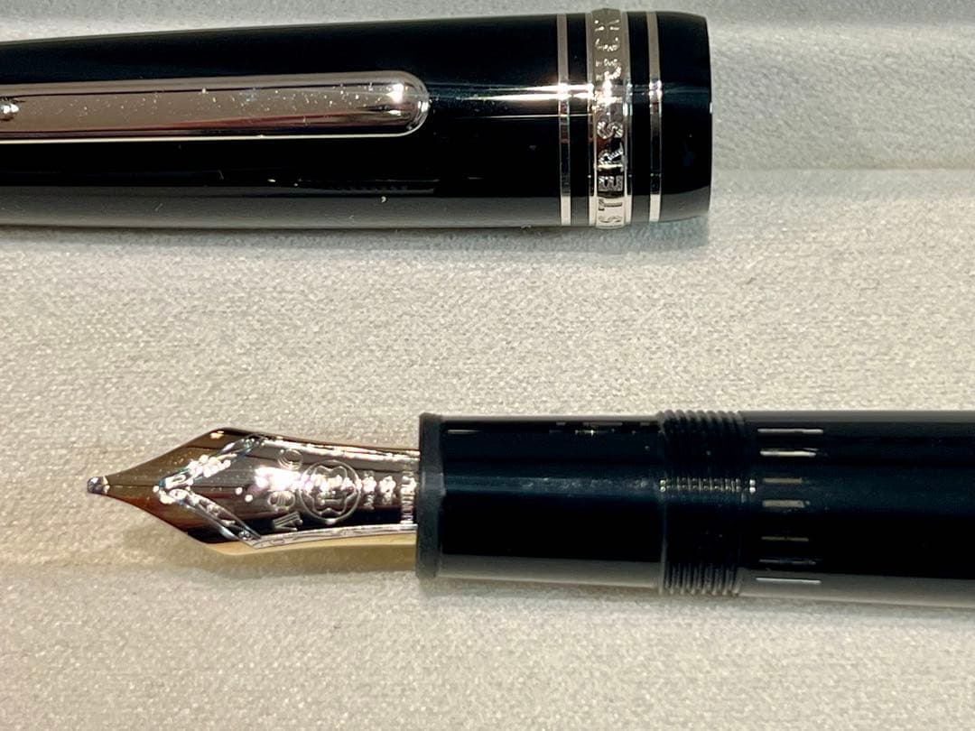 MONT BLANC 万年筆 146ペン先B プラチナライン