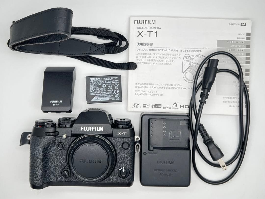 FUJI FILM X−T1 （元箱あり）