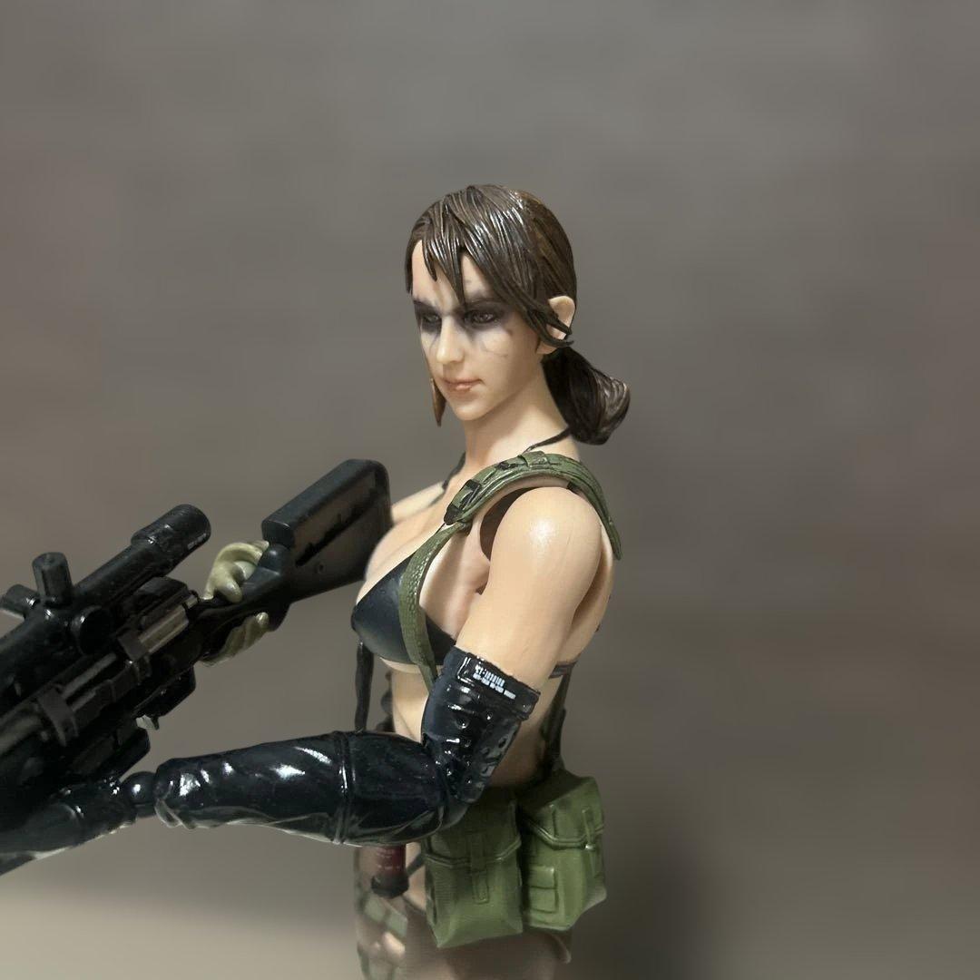 プレイアーツ改 PLAY ARTS改 クワイエット メタルギアソリッド 正規品