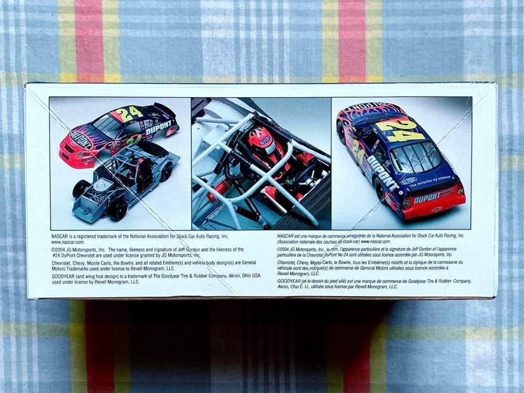 絶版 Revell 1/24 モンテカルロ 新版 ジェフ・ゴードン 2004