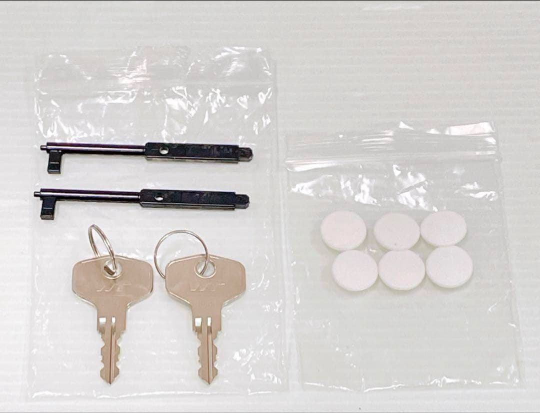 鍵付きロッカー