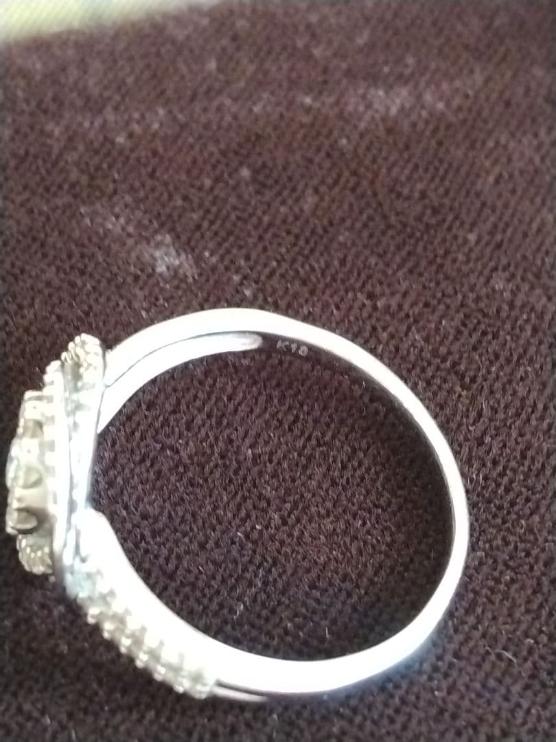 K18WGダイヤモンドリング証明書あり