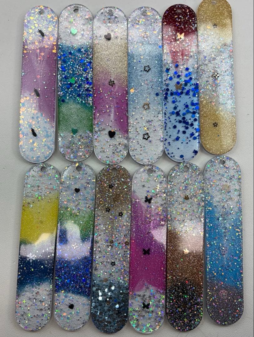 王一博 新作　可愛い　栞　レジンキーホルダー 12点セット❣️0122