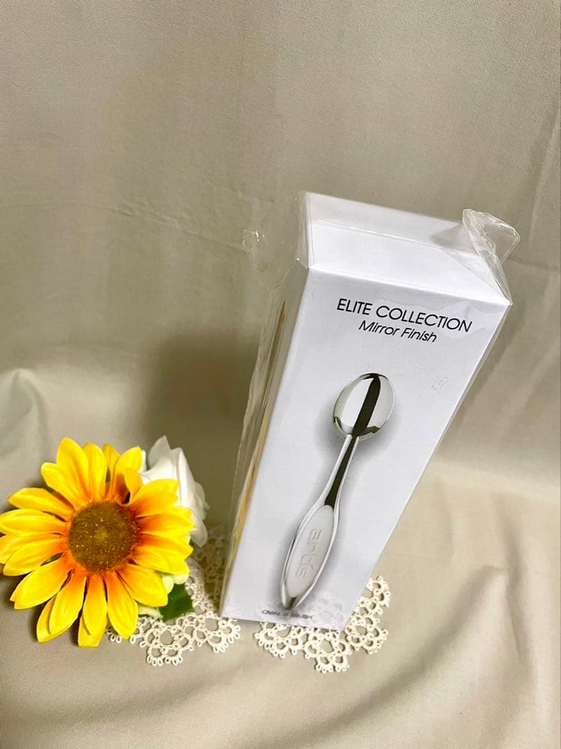 アーティスメイクアップブラシ新品未開封⭐️TV放送簡単時短プロartisオーバル6