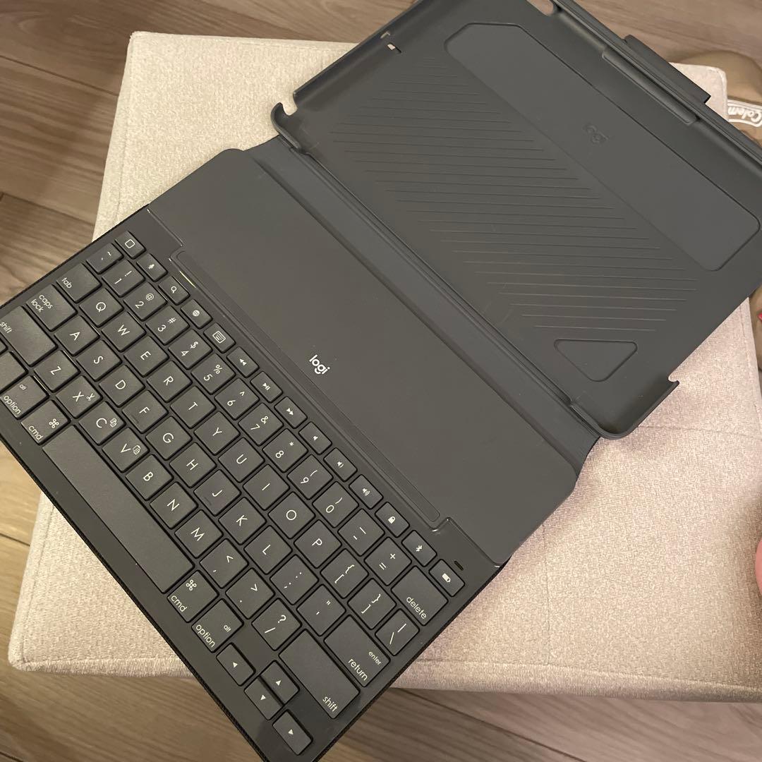 Logitech iPad用キーボードケース ブラック Combo TouchキーボードケースiPad用 |ロジクール
