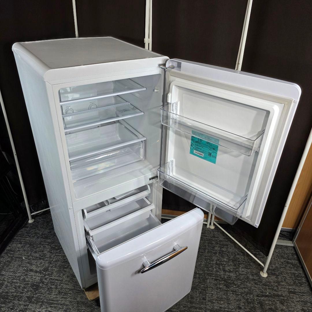 10640送料無料！2024年製！レトロデザイン！eangle 2ドア 冷蔵庫