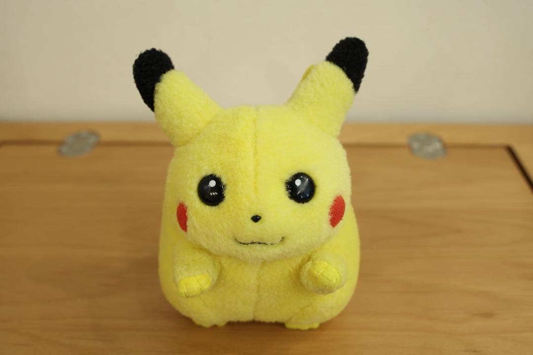 ポケモン TOMY ピカチュウ ぬいぐるみ 初期ピカ②