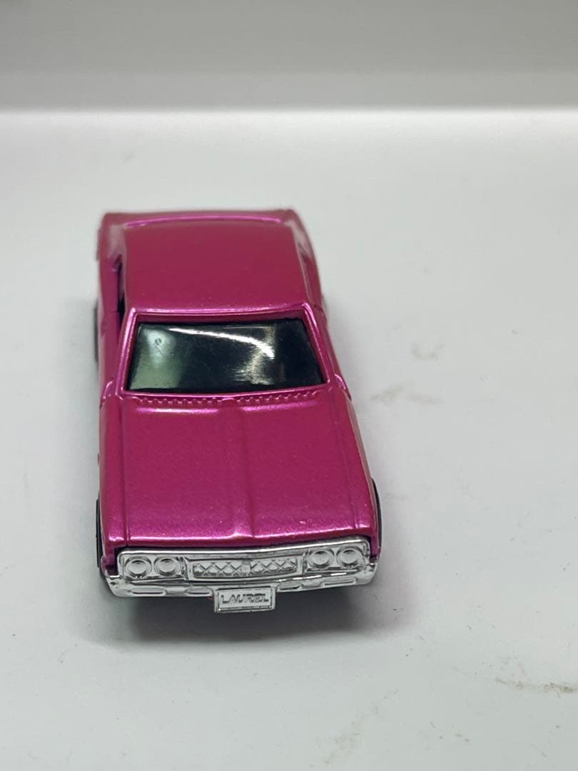 トミカ 黒箱 74 -1-9 ニッサン ローレル 2000sgx 喝徒飛競走車