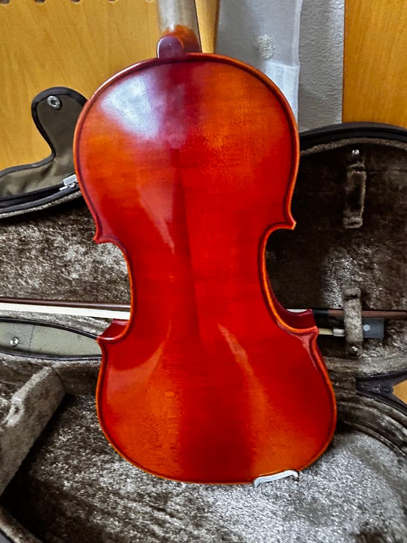 Suzukiバイオリン　no.300 4/4 1984 杉藤の弓付き