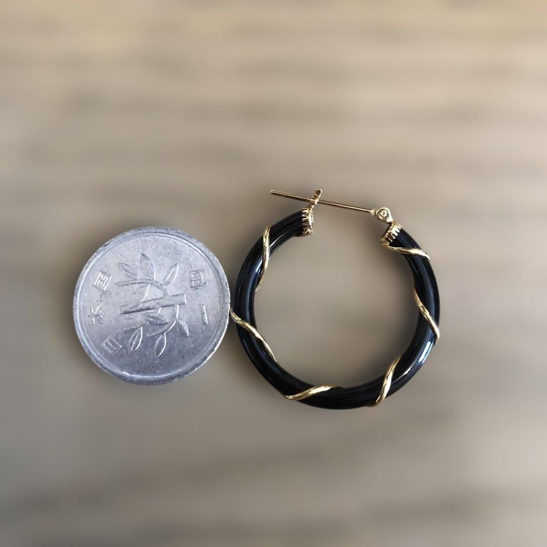 k18 刻印有り オニキスのツイストデザインフープピアス 片方のみ