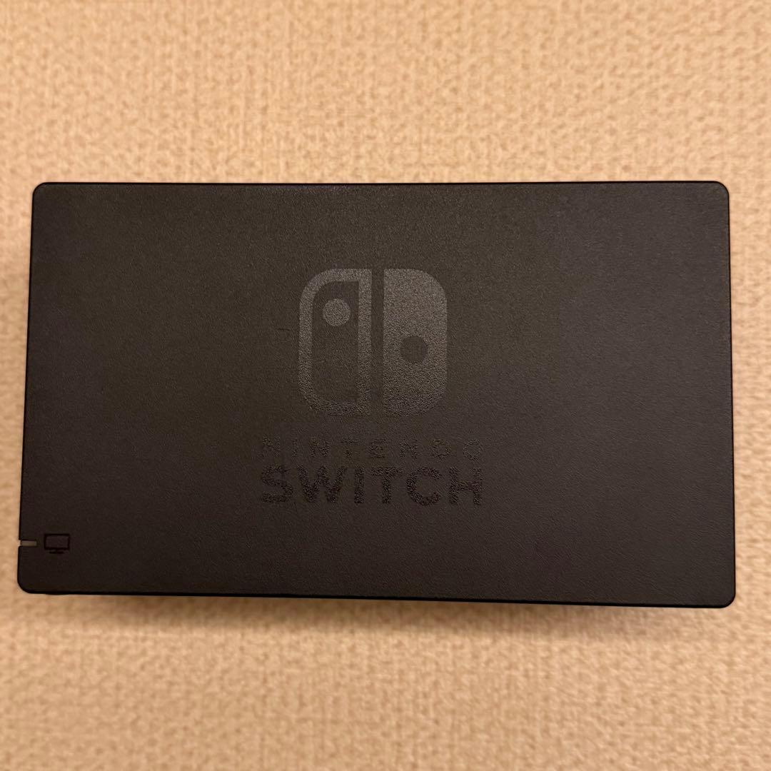 Nintendo Switch 本体と付属品 コントローラー2個 箱無し