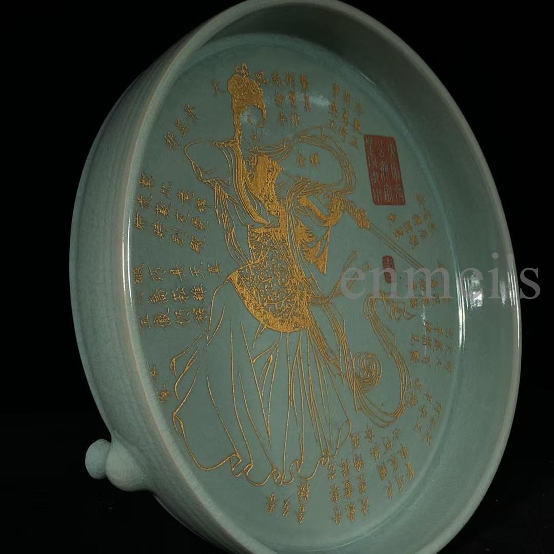 中国古美術・珍品旧蔵・宋代汝窯銘文刻仕女圖三足洗・