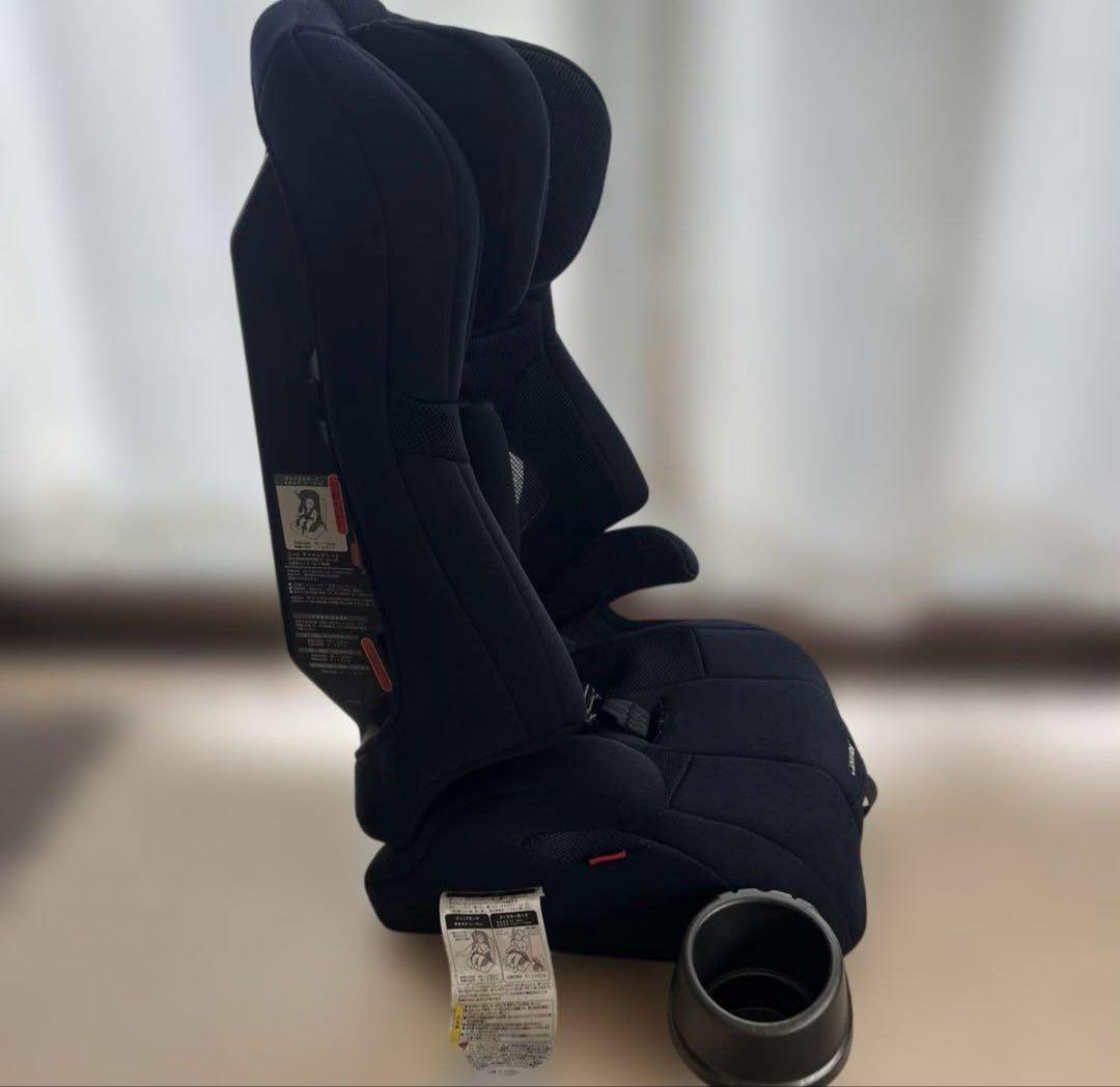 お値下げ中！！　コンビ　ジョイトリップ エアスルー GG ネイビー