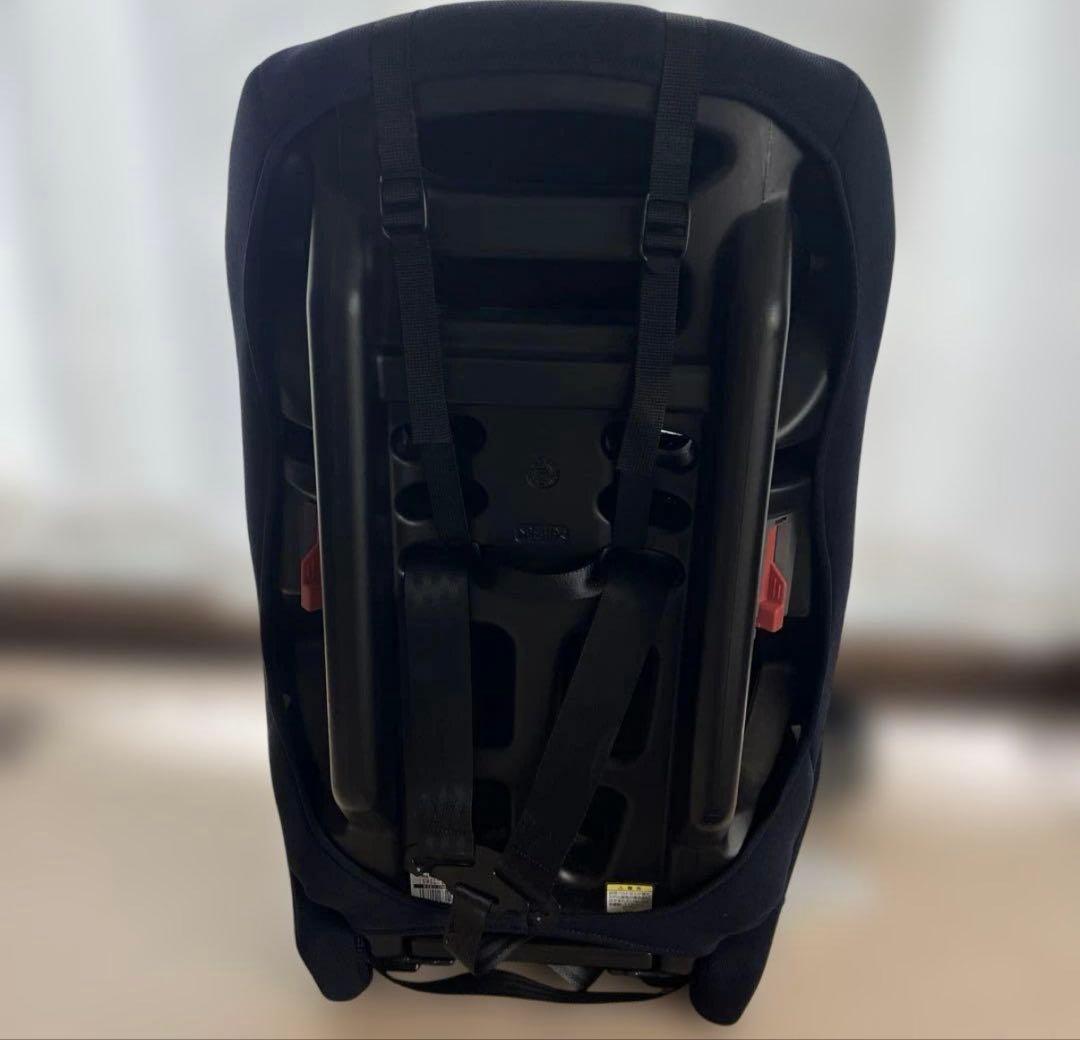 お値下げ中！！　コンビ　ジョイトリップ エアスルー GG ネイビー